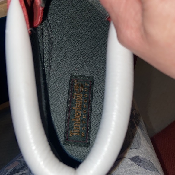 Timberland Nell Red Leather & White Lug Sole Ankle Boot - Picture 8 of 9